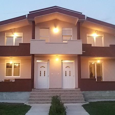 Jasmin Apartmani บาร์ ภายนอก รูปภาพ
