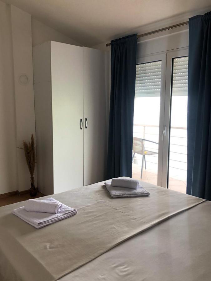 Jasmin Apartmani บาร์ ภายนอก รูปภาพ