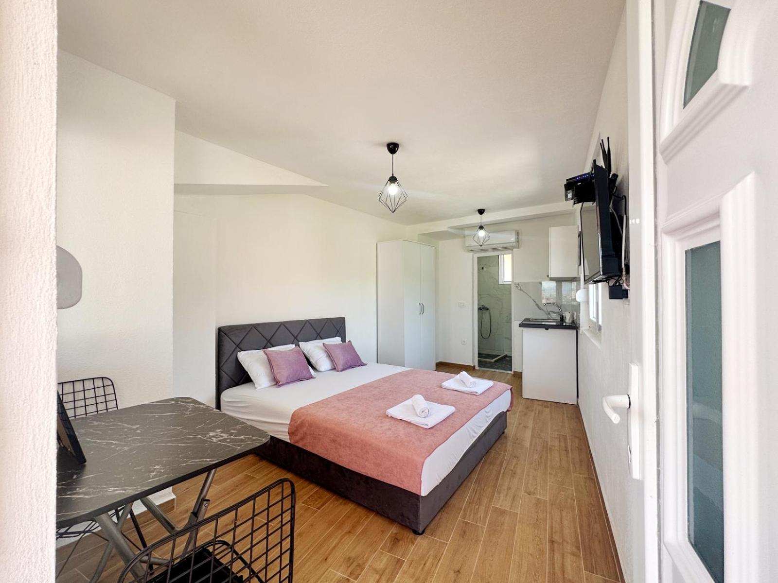 Jasmin Apartmani บาร์ ภายนอก รูปภาพ