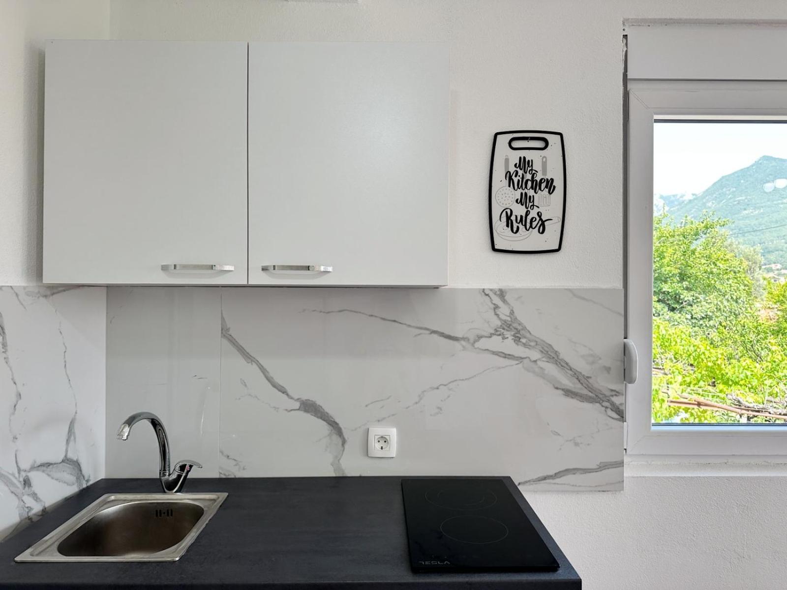 Jasmin Apartmani บาร์ ภายนอก รูปภาพ
