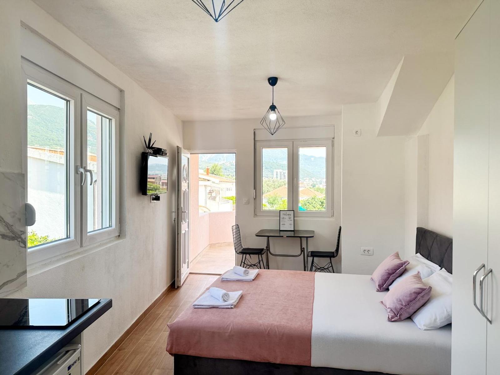 Jasmin Apartmani บาร์ ภายนอก รูปภาพ