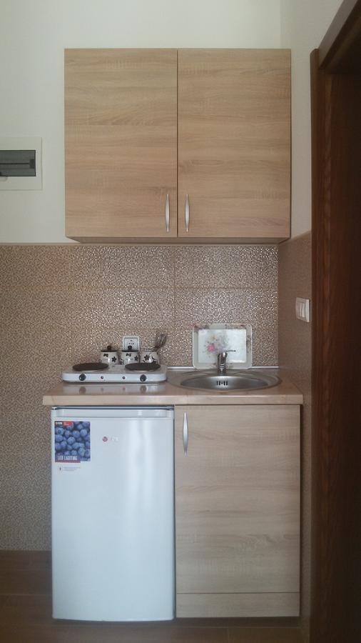 Jasmin Apartmani บาร์ ภายนอก รูปภาพ